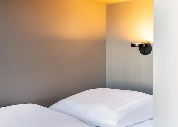 B＆b マインツhbf 3*